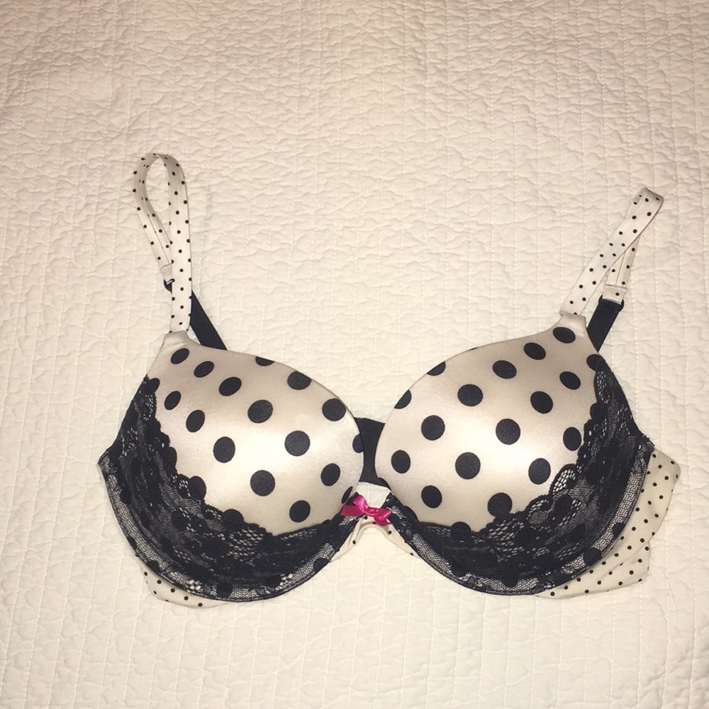 Victoria’s Secret very sexy push up bra